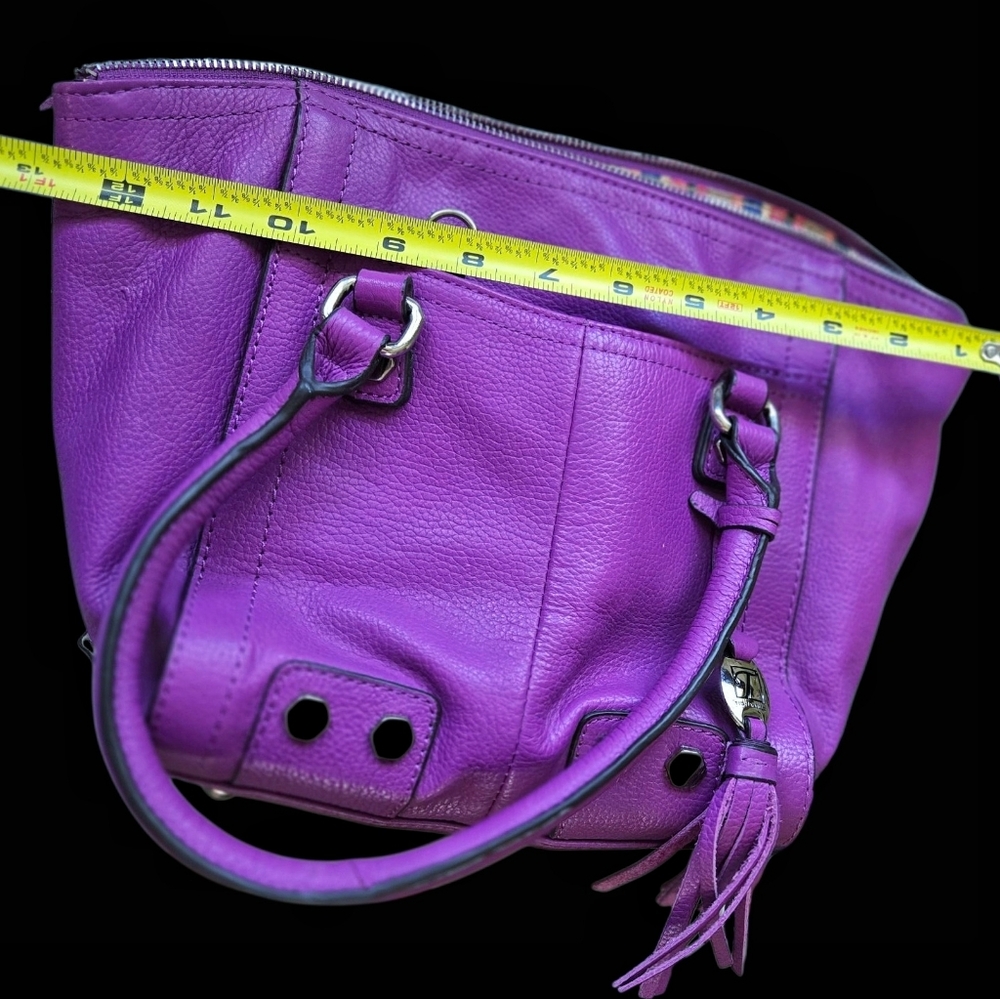 Tignello Pretty Leather Purple Women's Handbag. - Picture 4 of 12